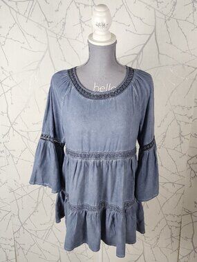 Flint & Moss Blue Acid Wash Crochet Trim Tiered Tunic